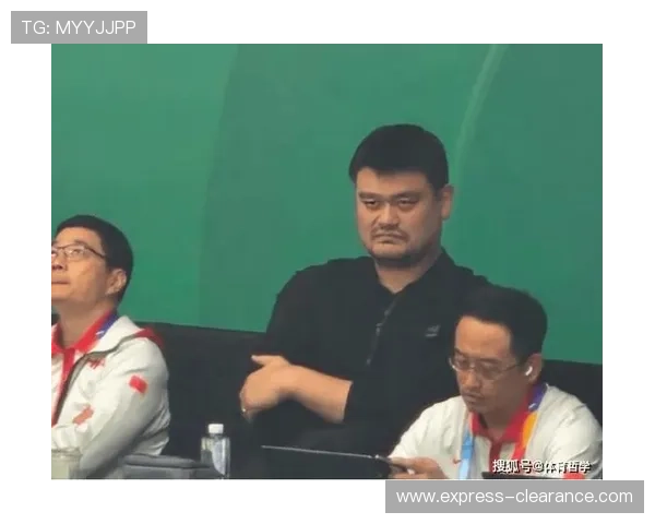 清纯女孩姚明的成长故事与篮球梦想交织的青春岁月